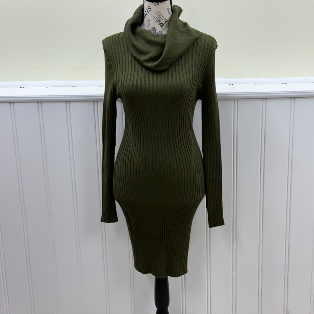 DJT Womens Slim Fit Cowl Neck Long Sleeve Knit Sweater Dress